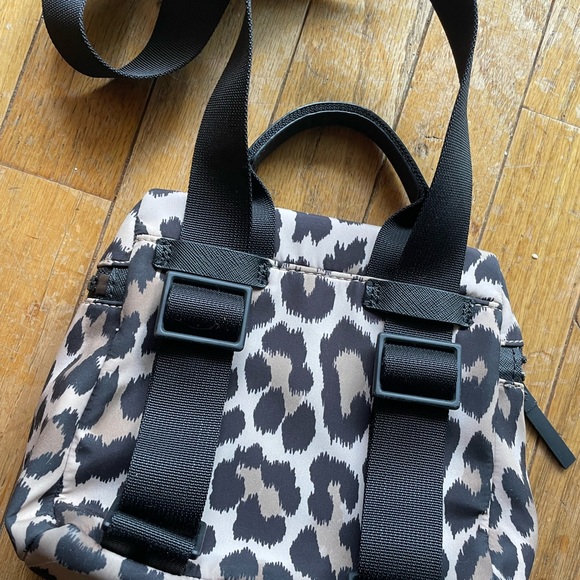 Kate spade leopard convertible crossbody mini backpack - Picture 3 of 6